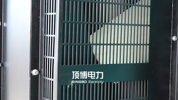 檢查柴油發(fā)電機(jī)組冷卻風(fēng)扇時(shí)要注意什么？